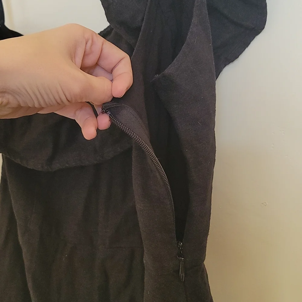 💥Hollister💥 Small, Black,  one shoulder, ruffle, midi dress! 👗 - Picture 4 of 4